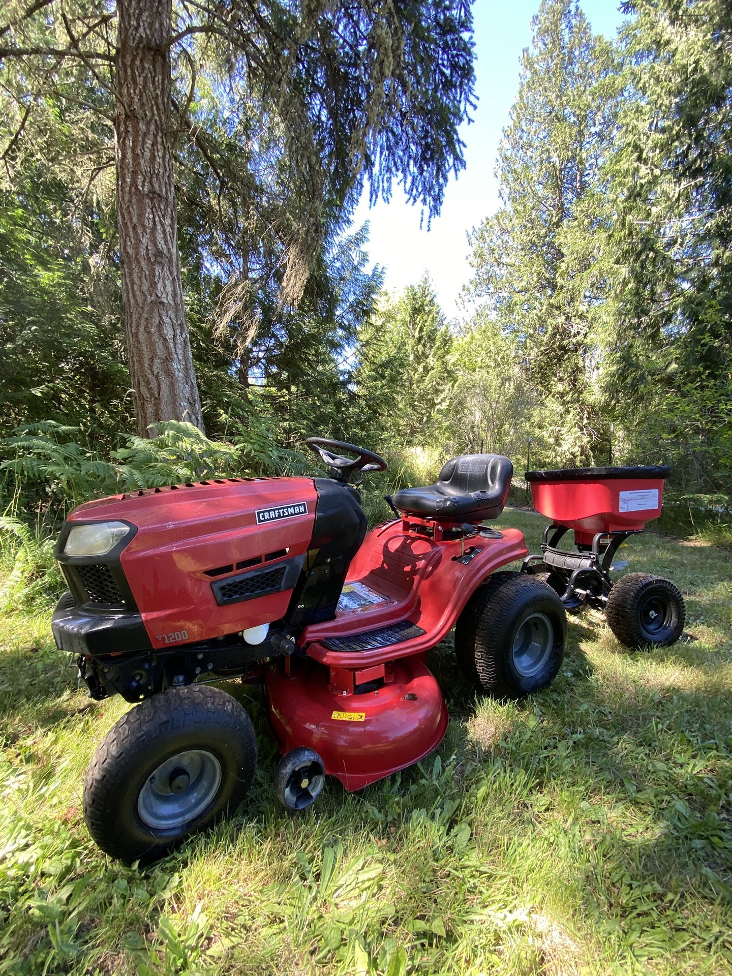 FS: Craftsman T1200 Mower Riding Lawnmower w/ Seed Spreader
