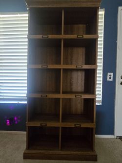 Bookshelf