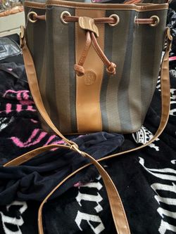 Inspired bucket bag