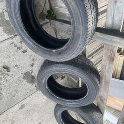 275/60/20 Tires