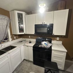 Kitchen Cabinets White Shaker 