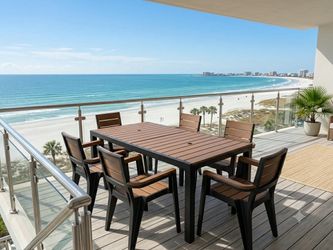 Impresionante conjunto de patio (muebles de exterior) *conjunto perfecto para el clima de Miamiπ