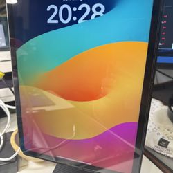 Apple iPad Pro 11 3rd Gen 128Gb with Pitaka Case and Wireless Charging stand