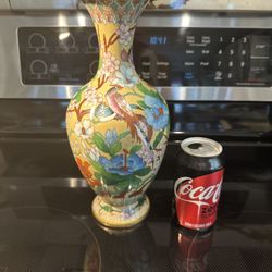 LARGE VINTAGE CLOISONNÉ VASE