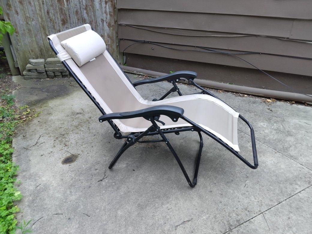 Anti-gravity Chair