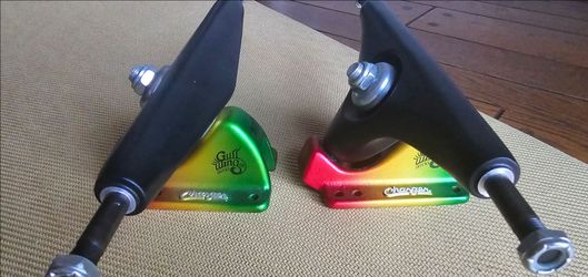 New Gullwing Rasta Neil Carver trucks - Skateboard Longboard
