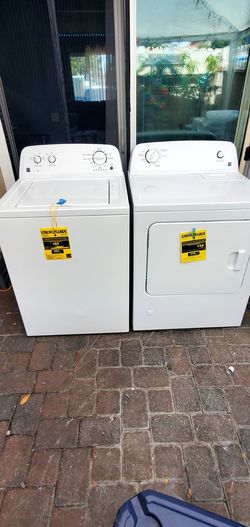 Washer and Gas dryer Like New