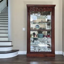 China Case/Cabinet