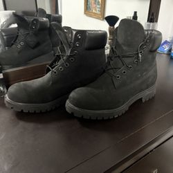 Black Timberland Trading!