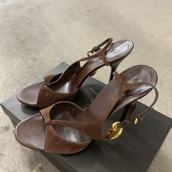 Gucci , Brown Suede  Beautiful  Shoes Size  (9 ) It Fits 8,5 