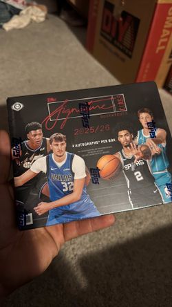 2025/26 TOPPS SIGNATURE CLASS BASKETBALL HOBBY JUMBO BOX