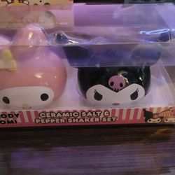Kuromi Salt/Pepper Shaker 