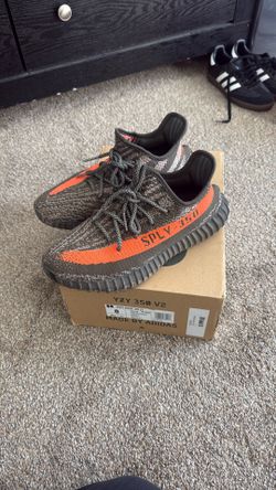 Yeezy 350 Size 8