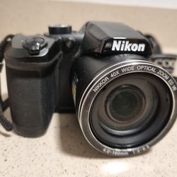 Nikon B500 (40x optical zoom, bluetooth)