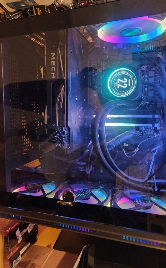 High End Gaming Computer I7 10700k RX 6750xt