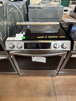 Samsung Stainless Steel Induction Range 30”