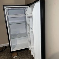 Small Fridge 