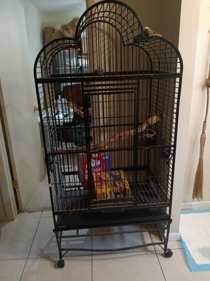Big Bird Cage (6 Feet Black Iron Cage) 