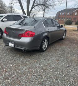 2011 Infiniti G37