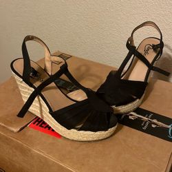 High He’ll Wedges Size 8