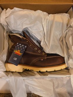 Thorogood American Heritage – 6″ Trail Crazy Horse Safety Toe – Moc Toe MAXWear 90 Size 10.5 (D) Style #8O4-4375
