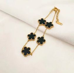 Luxury 316L Stainless Steel Five Leaf Flower Bracelet for Women