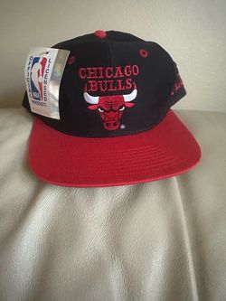 Vintage  Chicago Bulls Basketball Plain Logo Snapback Hat Black