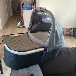 Uppababy Basanet