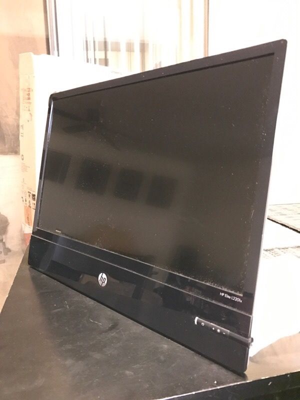 HP Elite L2201x monitor