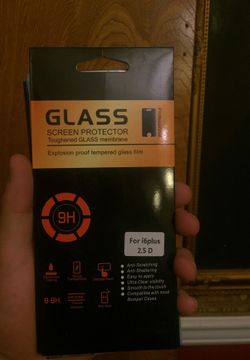 iPhone screen protector (6,6s,7, X and plus sizes too)