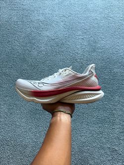 Saucony Endorphin Azura White Salsa