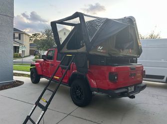 NatureNest Sirius 1 Plus Rooftop Tent – Like New
