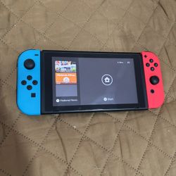 Nintendo Switch 