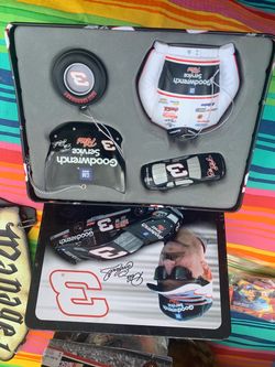 Vintage dale Earnhardt collection