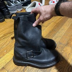 dr martens boots