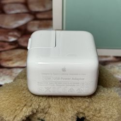 Apple  oem 12W USB Power Adapter New