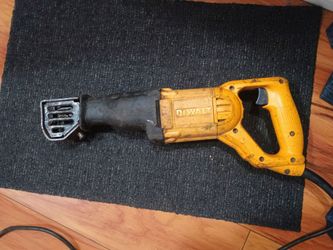 DeWalt corded sawzaw