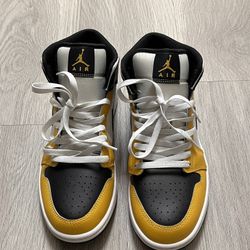 Jordan 1 Mid