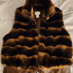 Faux Leather/fur vest 