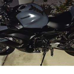 Kawasaki Ninja 2025 650