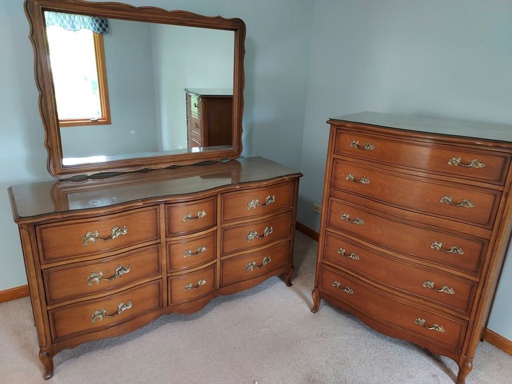 Antique Bedroom Set