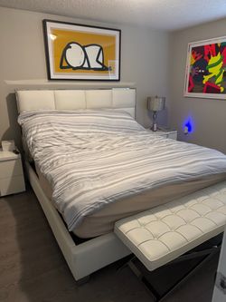 Bedroom set