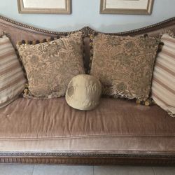 Sofa  Stylish Alomst New