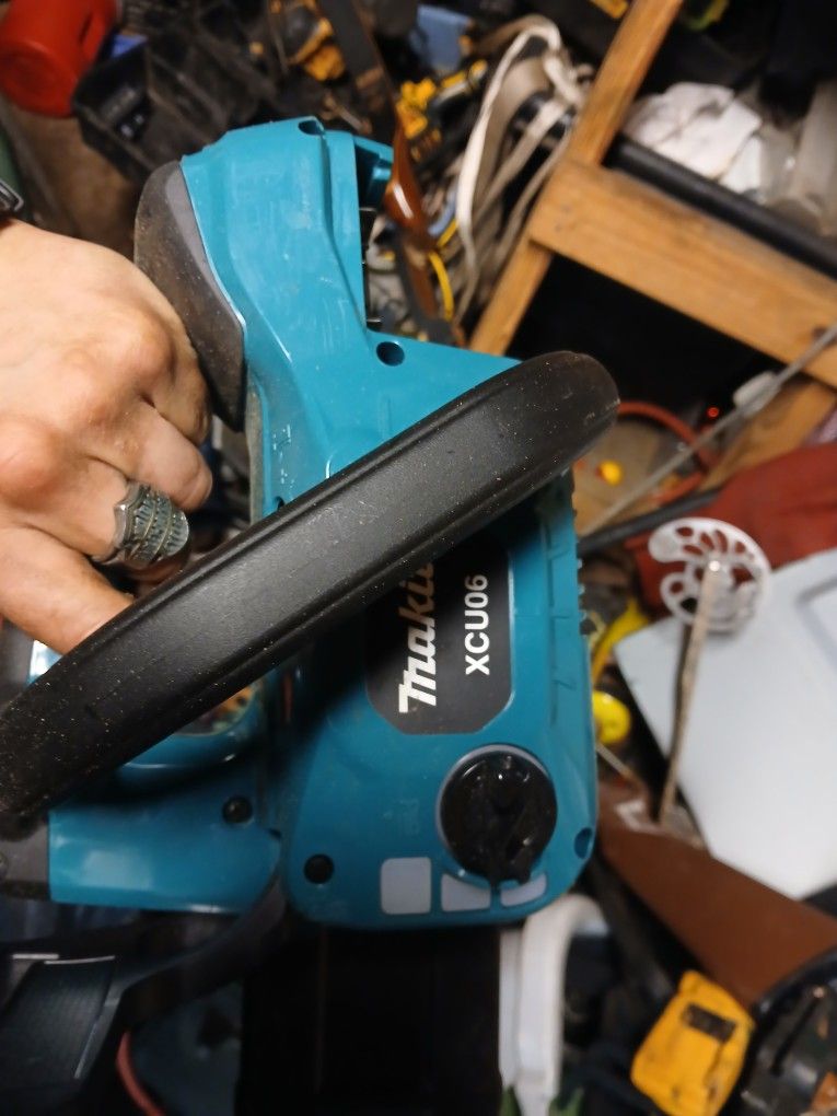 Makita chainsaw.