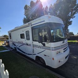 2000 Winniebago Bravo