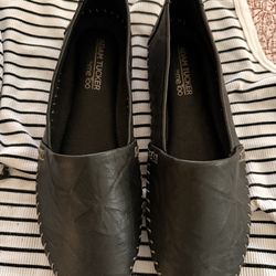 Shoes brand new / cleaning my closet