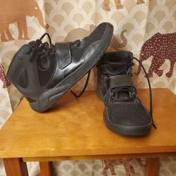 #39 Adidas Roundhouse Men's 