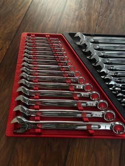 Milwaukee Wrench Set SAE and Metric
