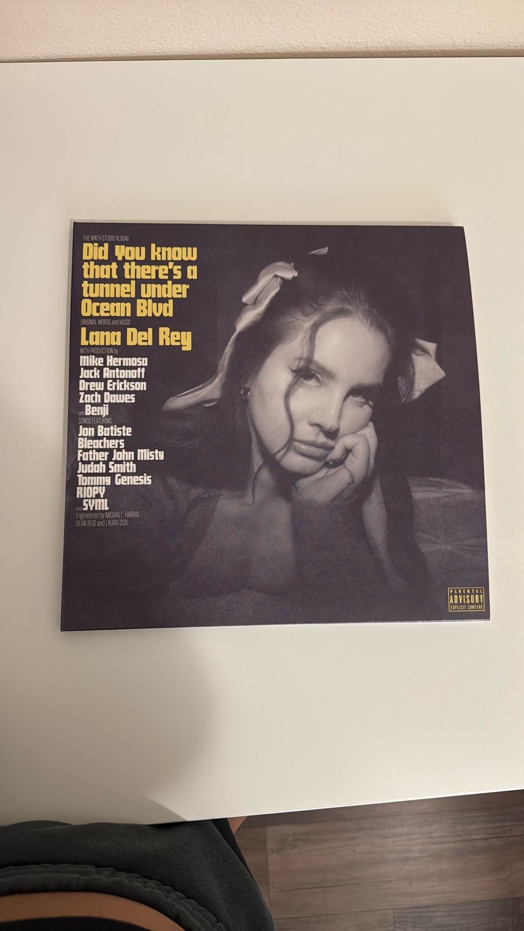Record vinyl
