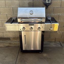 BBQ/ Barbecue KitchenAid Grill
